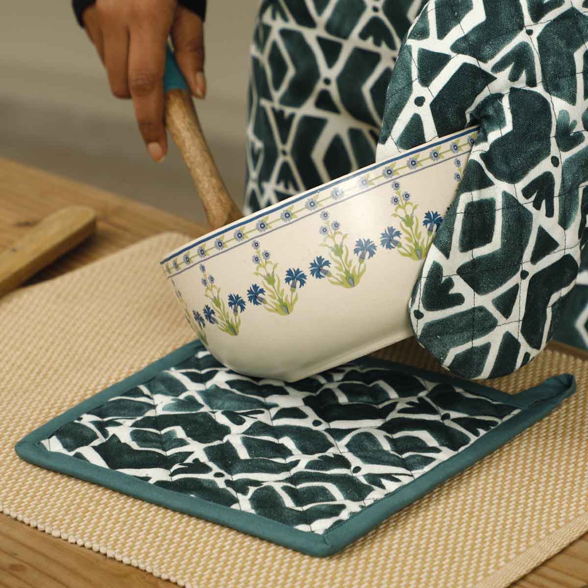 Geo Pot Holder