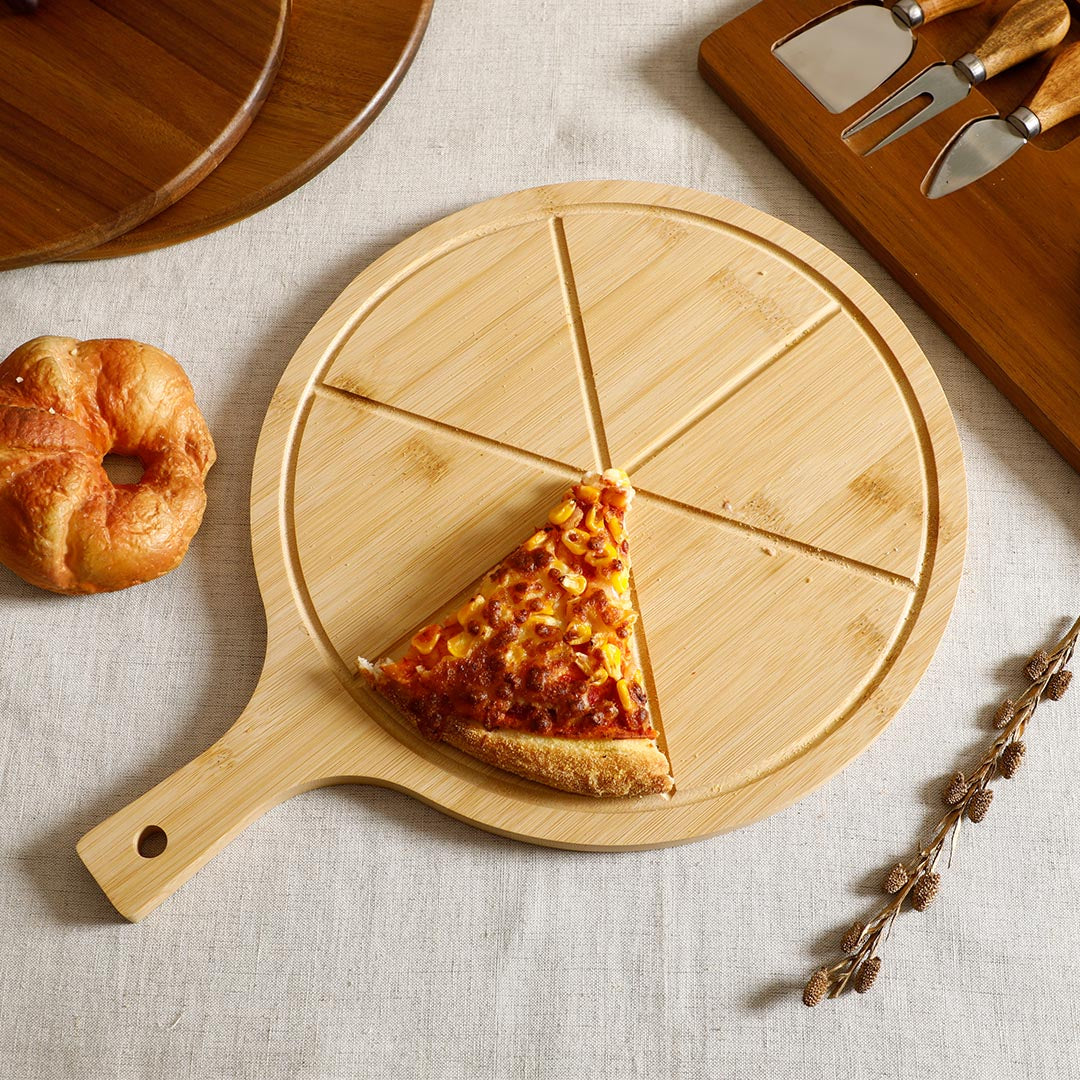 Zimri Bamboo Pizza Cutting Board With Knife