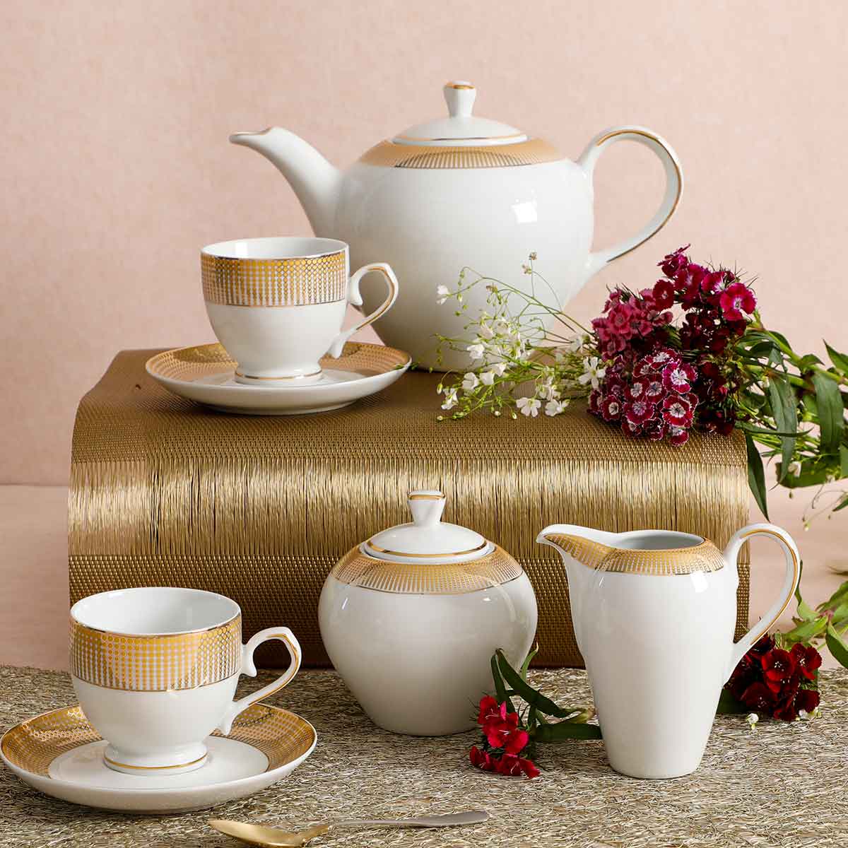 Aura Tea Set of 15pcs